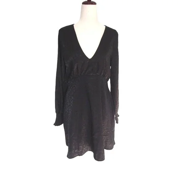 francesca's black dress Cutout Lace Long Sleeve Mini Dress – Charming Charlie main image 0